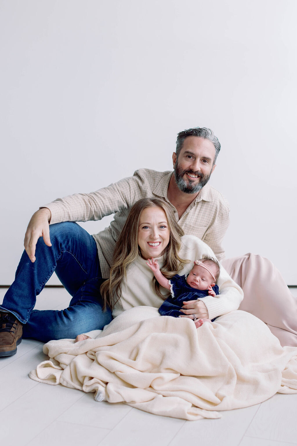 Lumen-Room-Dallas-Newborn-Family-Session-61