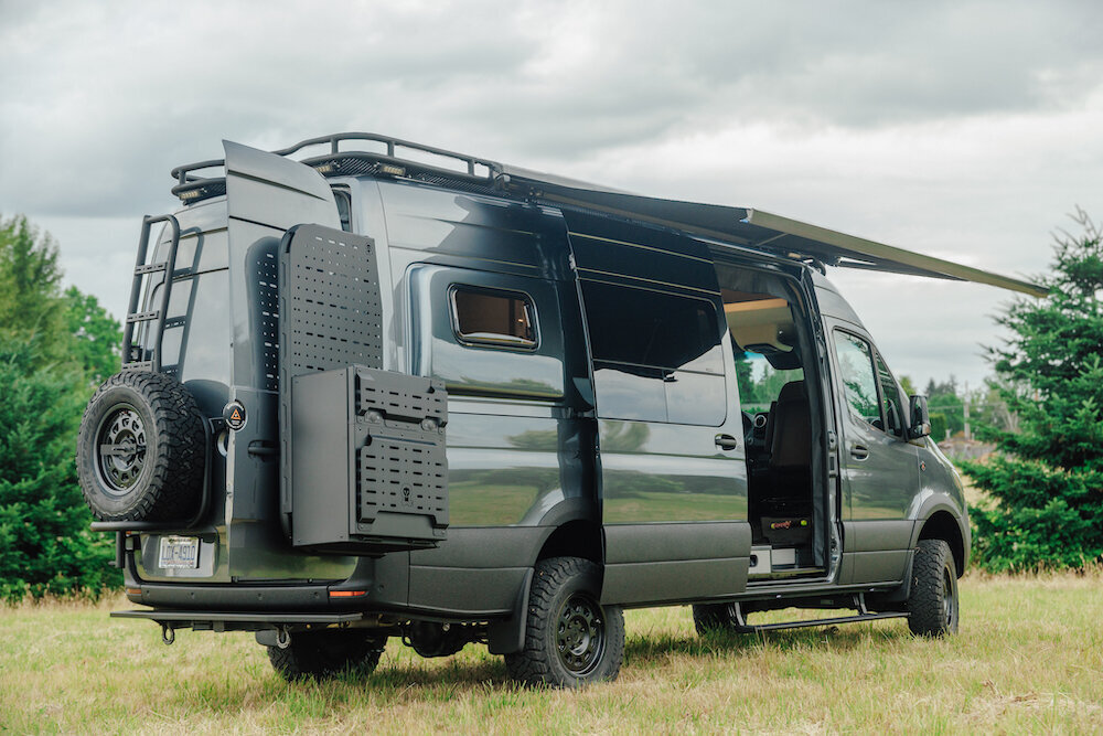 1_Paradise119_BenchmarkVehicles45