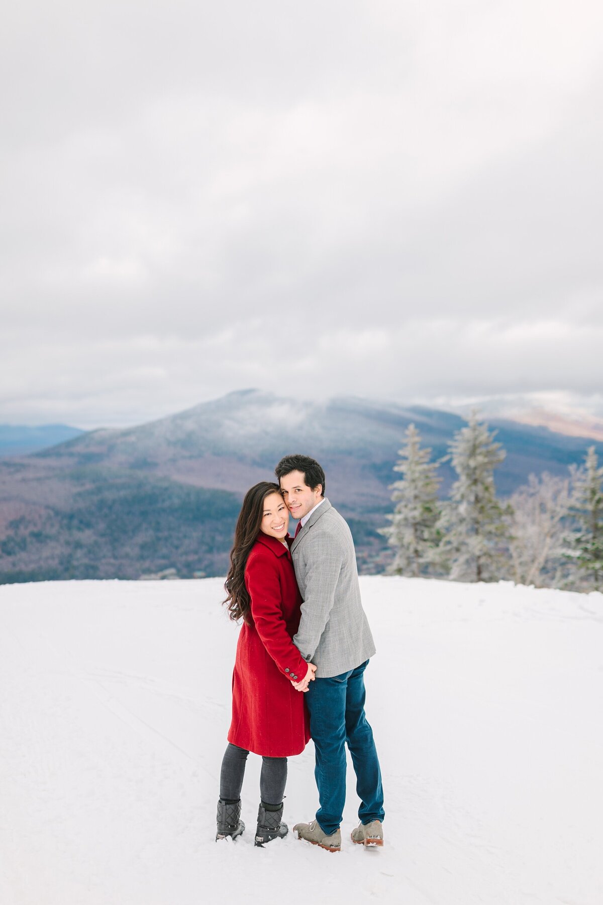 Kelly_Payeur_Photography_New_Hampshire_White_Mountains_Winter_Engagement_Photographer_0011