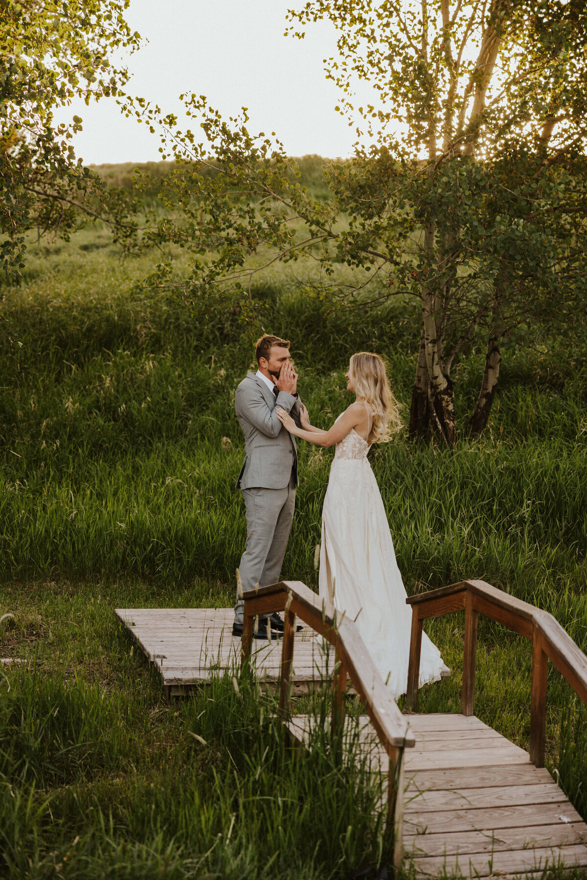 first-look-montana-elopement-wedding