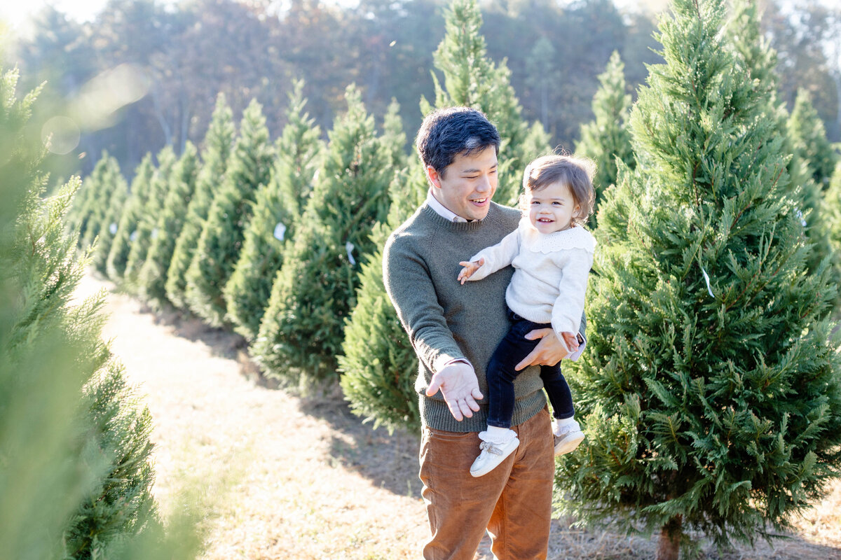 ChristmasTreeFarmMiniSessionGreenvilleSCJennyMacyPhotography-ChandlerG-16