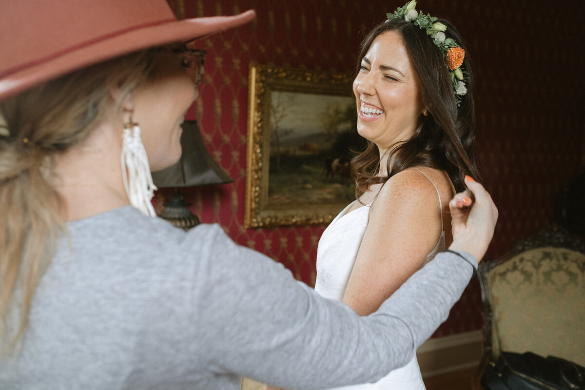 documentary photographer garden greenhouse wedding-33