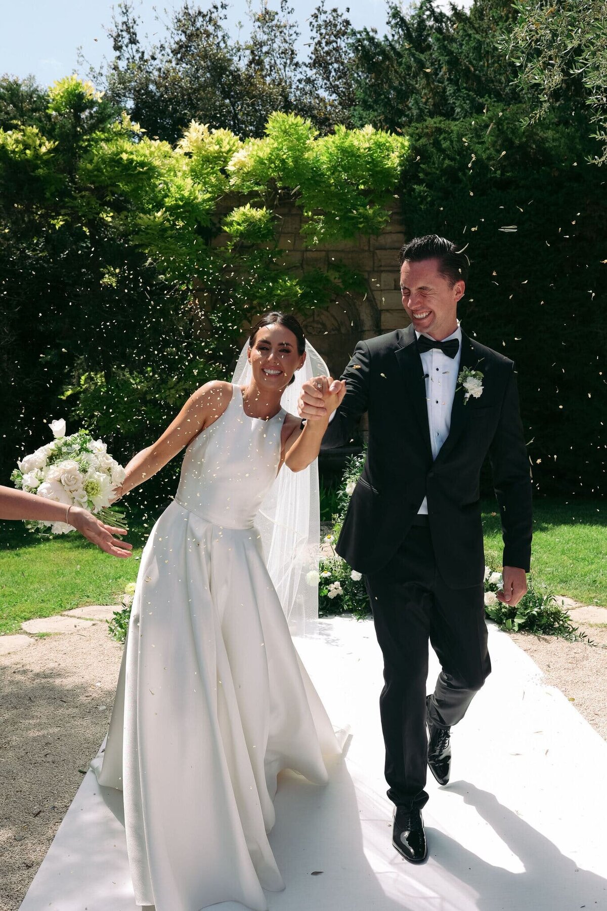 elegant-black-and-white-bride-and-groom1