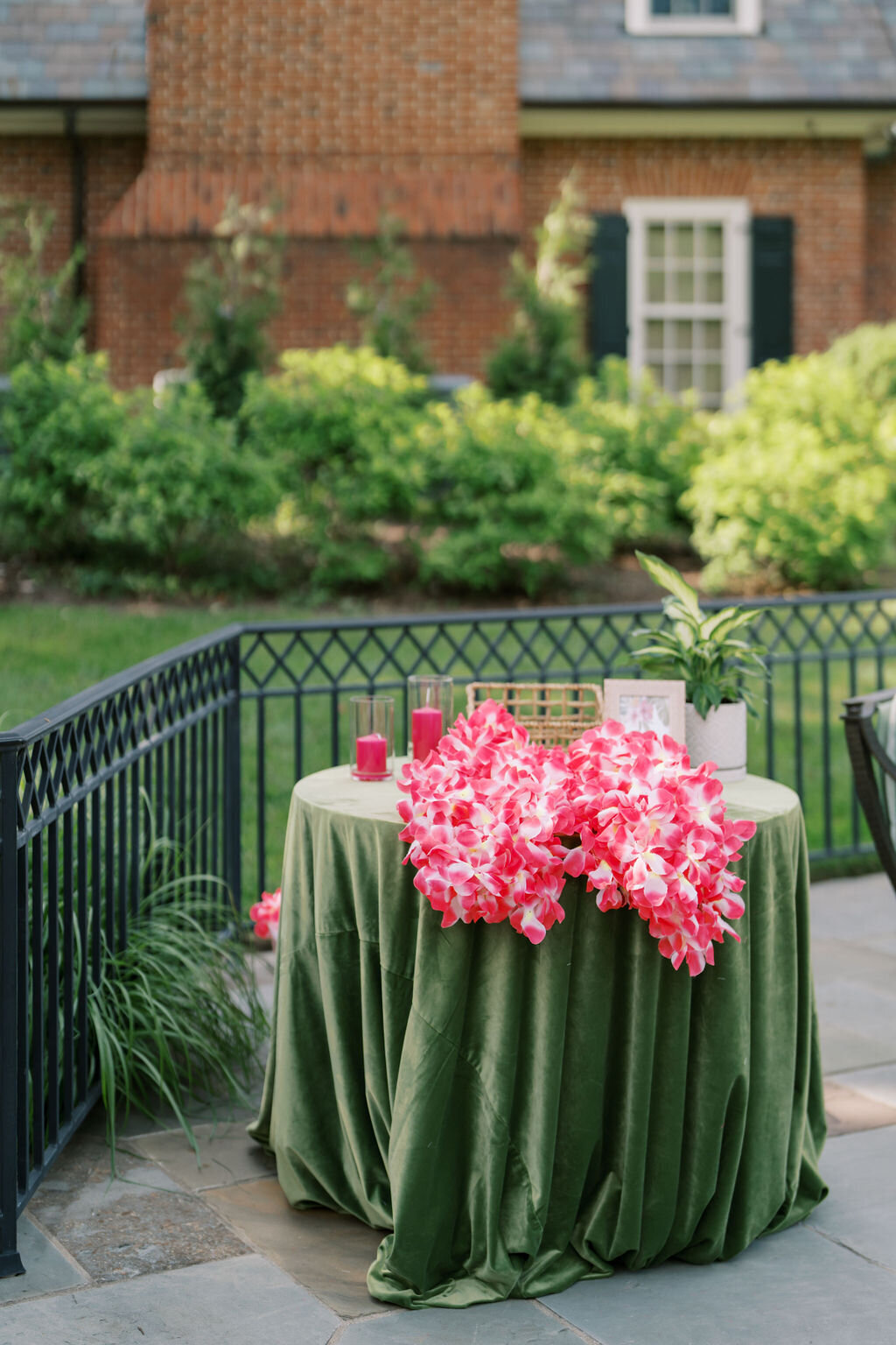 Emandelleevents-2