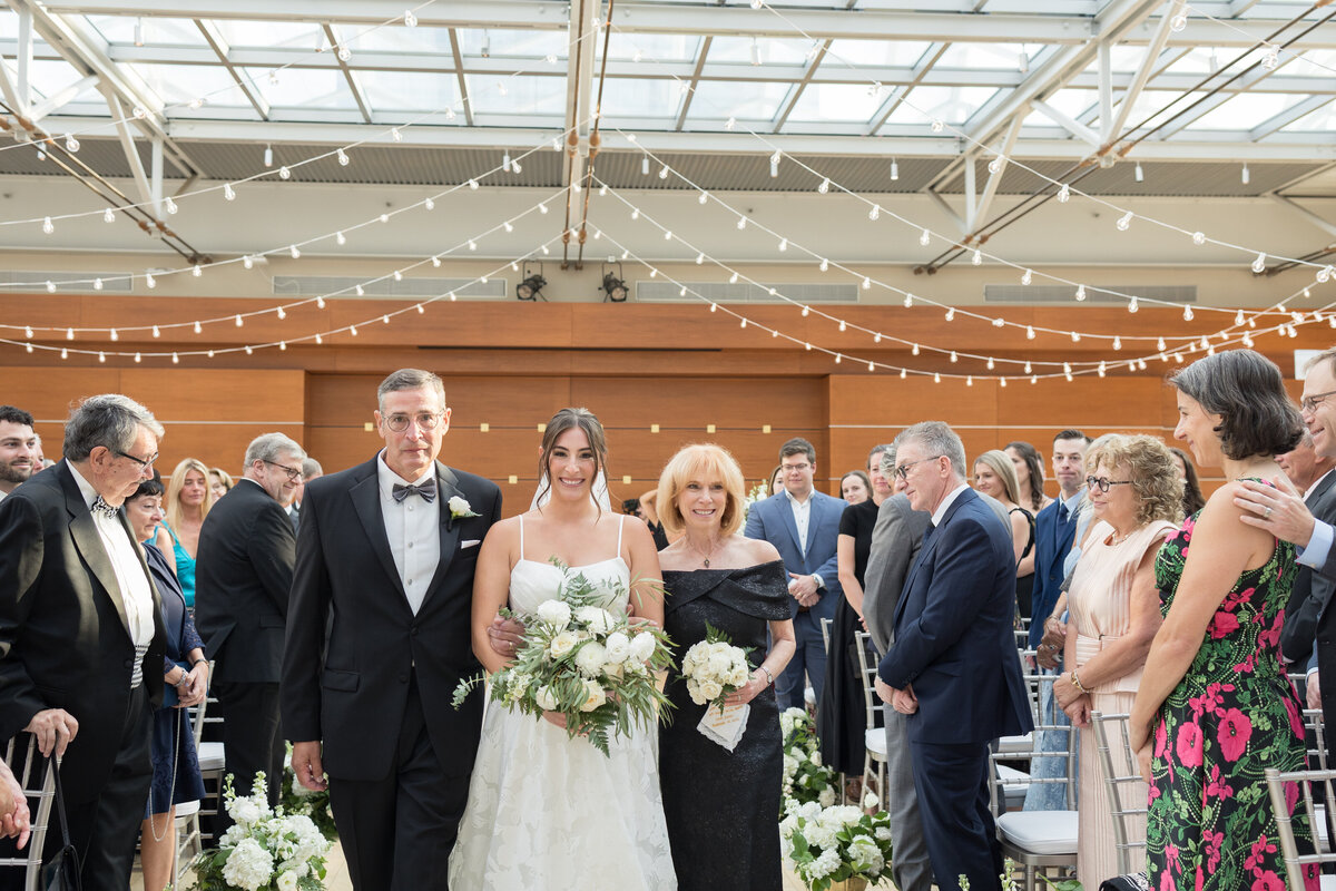 Kimmel Center Wedding_Susan Hennessey Photography_63
