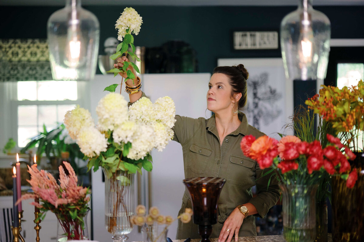 ghost-host-eli-turner-frederick-maryland-thanksgiving-tablescape-centerpiece27