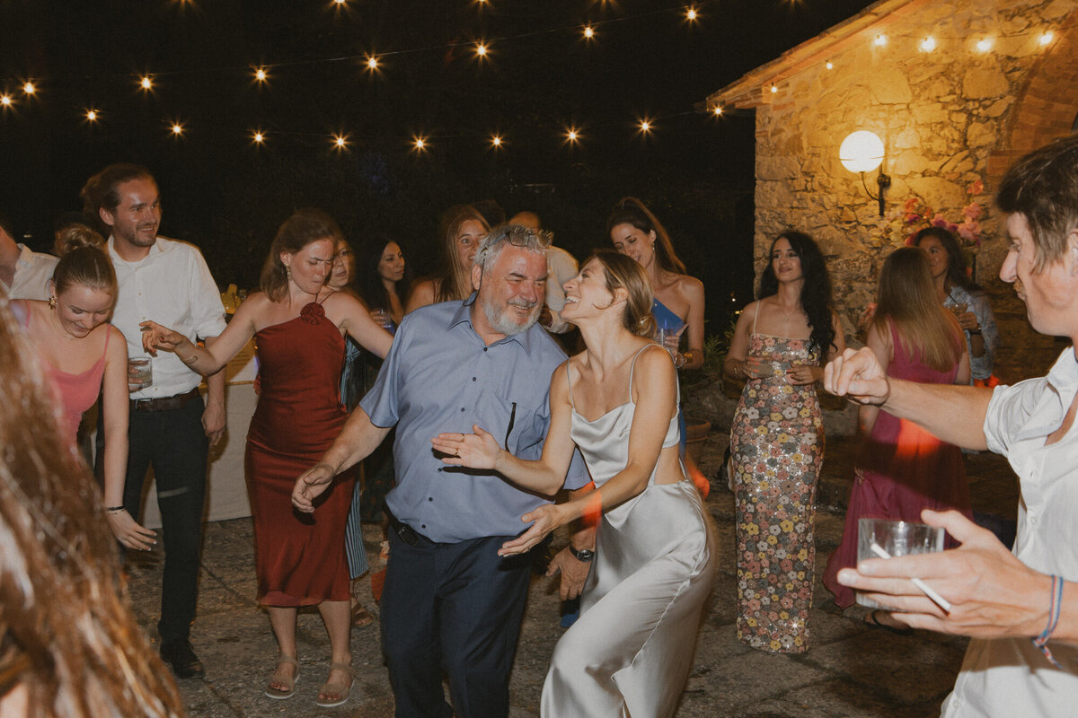 AM-Editorial-20251004-153