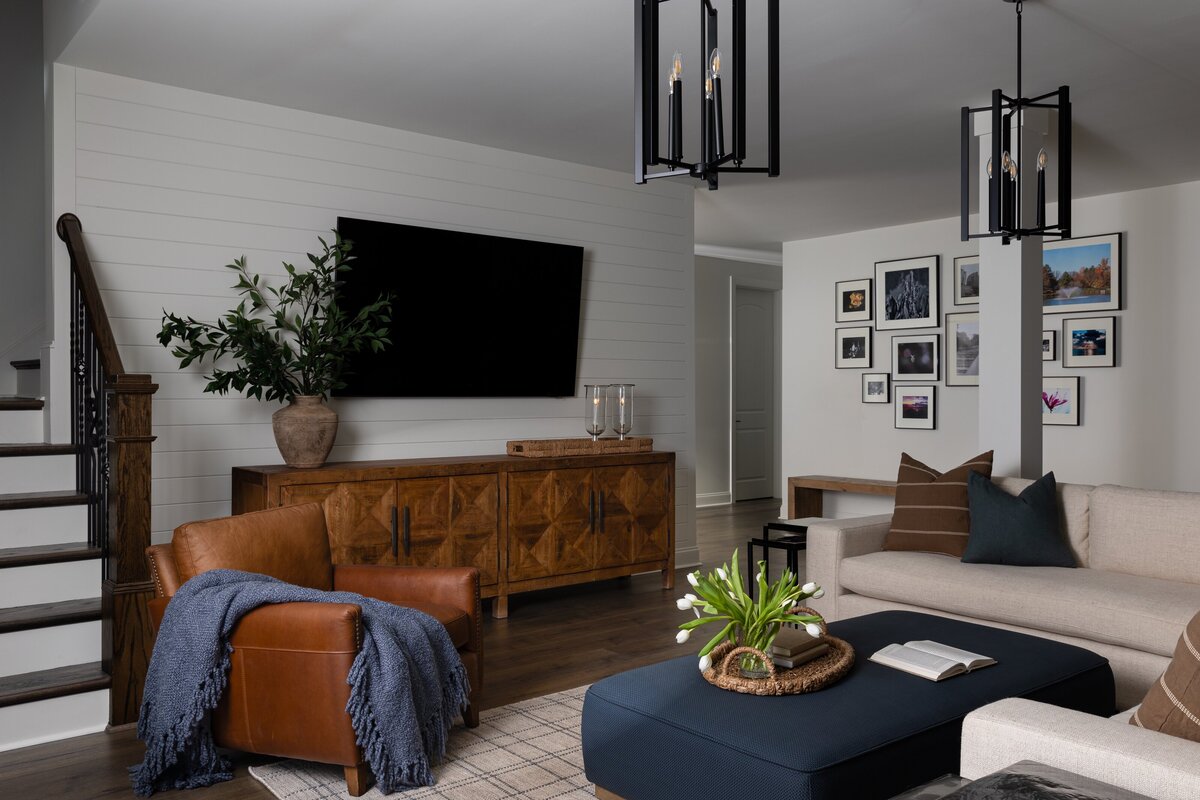 ads_walkinghorse_familyroom_5