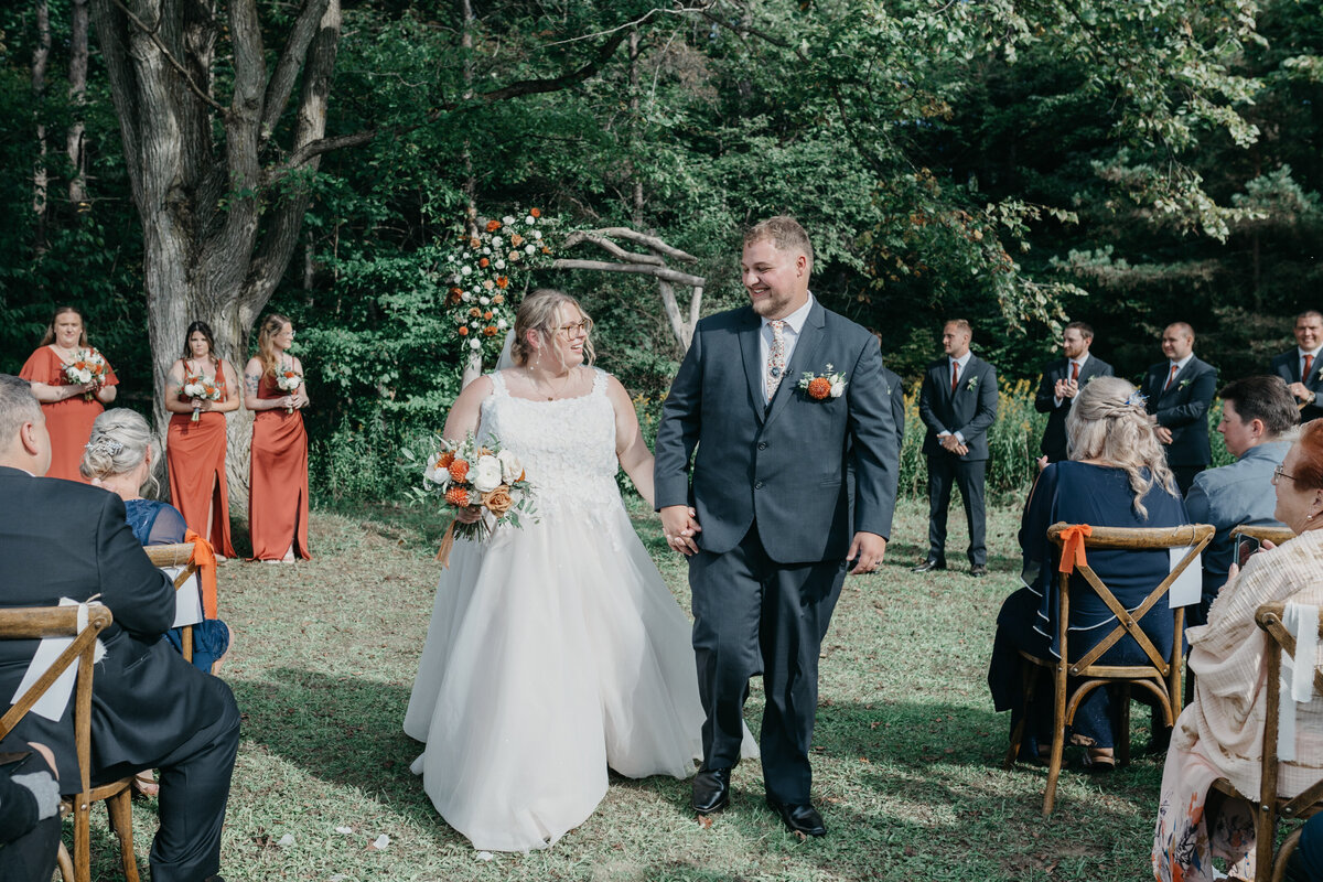 K&T Camp Bellaleo Wedding Flowers8