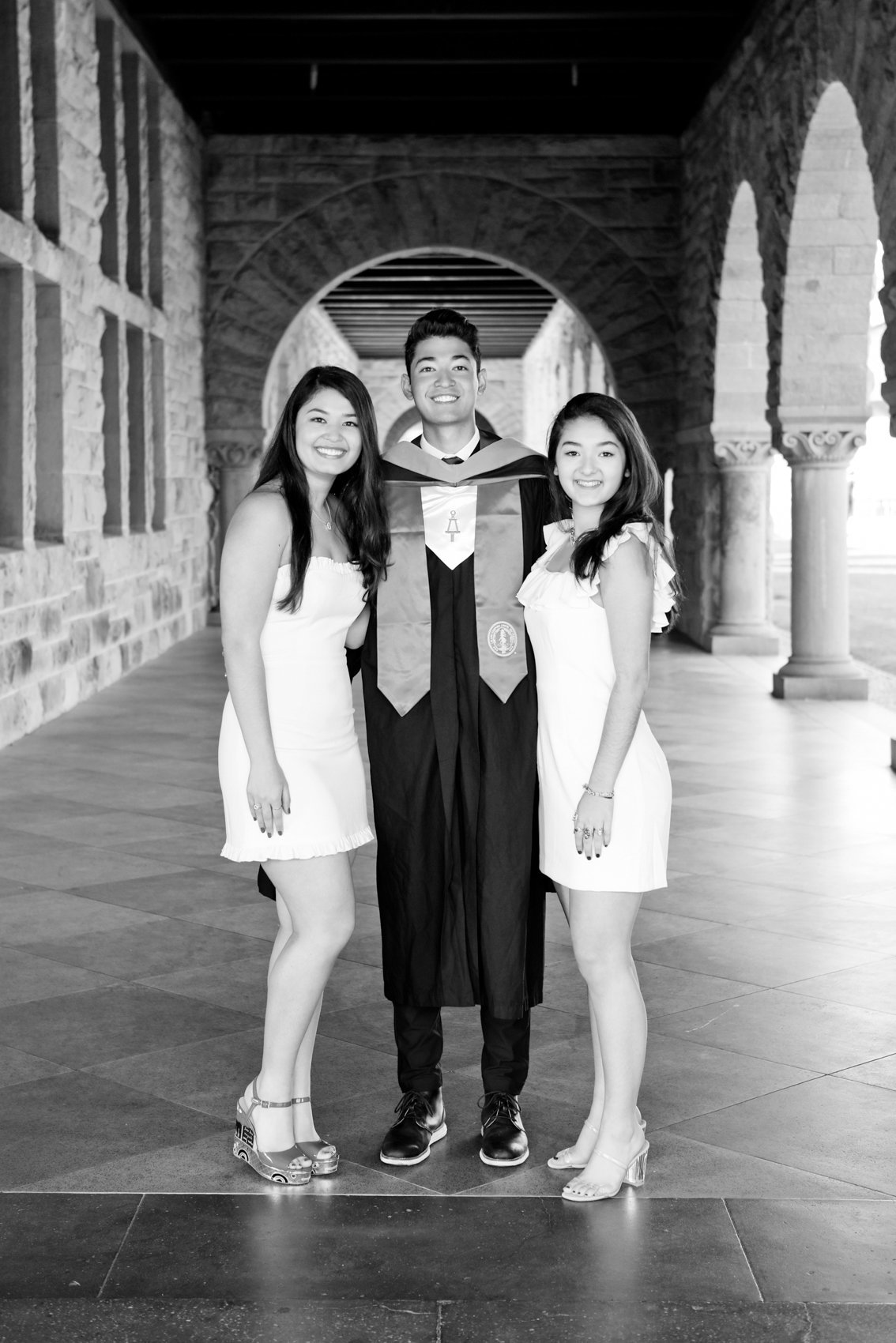 Stanford graduation siblings portraits