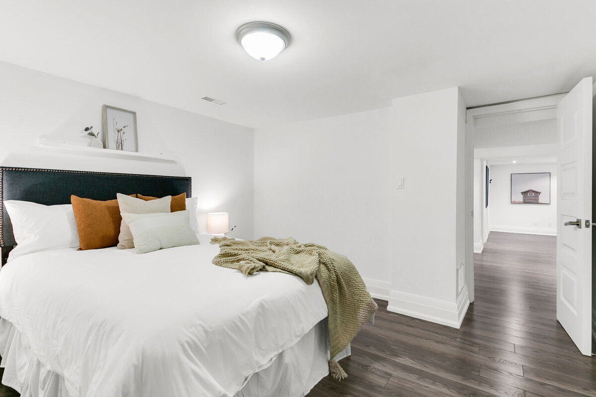 68-web-or-mls-60_007_Lower Level