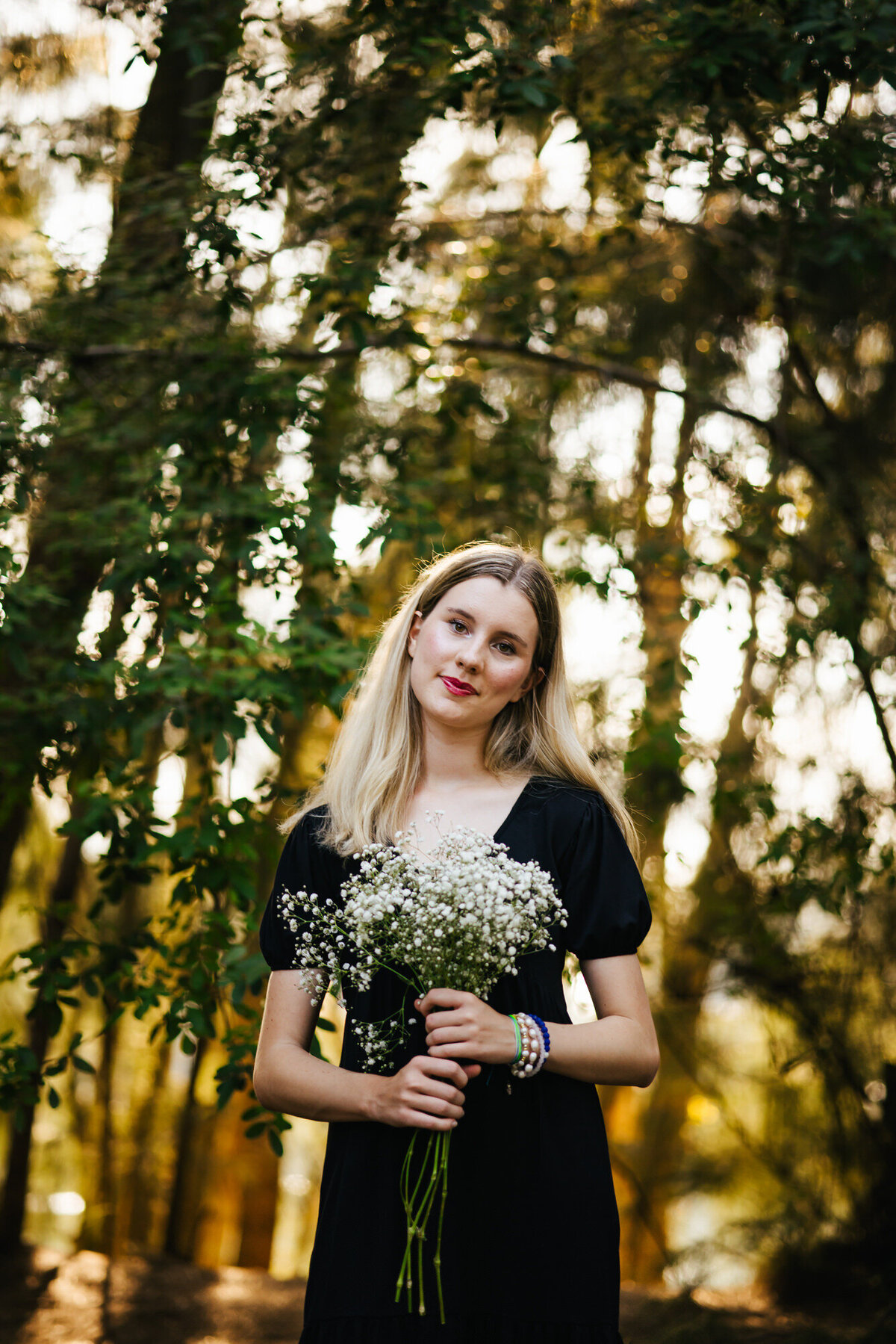 Wolf-Lake-Senior-Portraits-Tiny-House-Photo-167