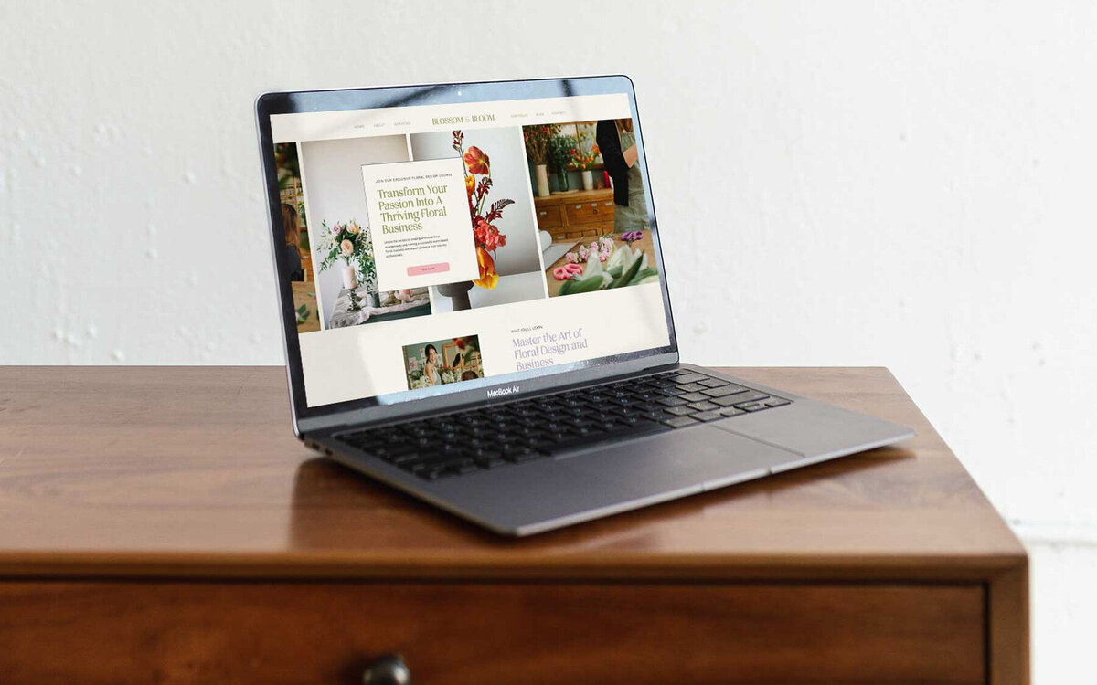 horz-hey-ambr-creative-showit-website-designer-for-small-businesses-and-photographers00003