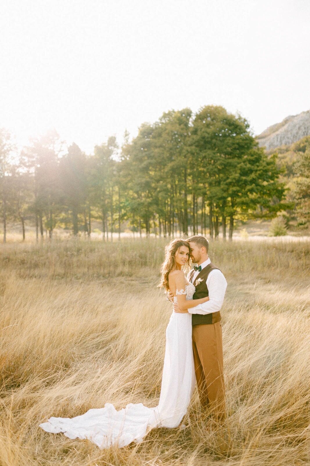 E8-Engagement-Photoshoot-In-the-mountains-with-horses-Ruslan-and-Kristina-2017-09-24-2500px-1055
