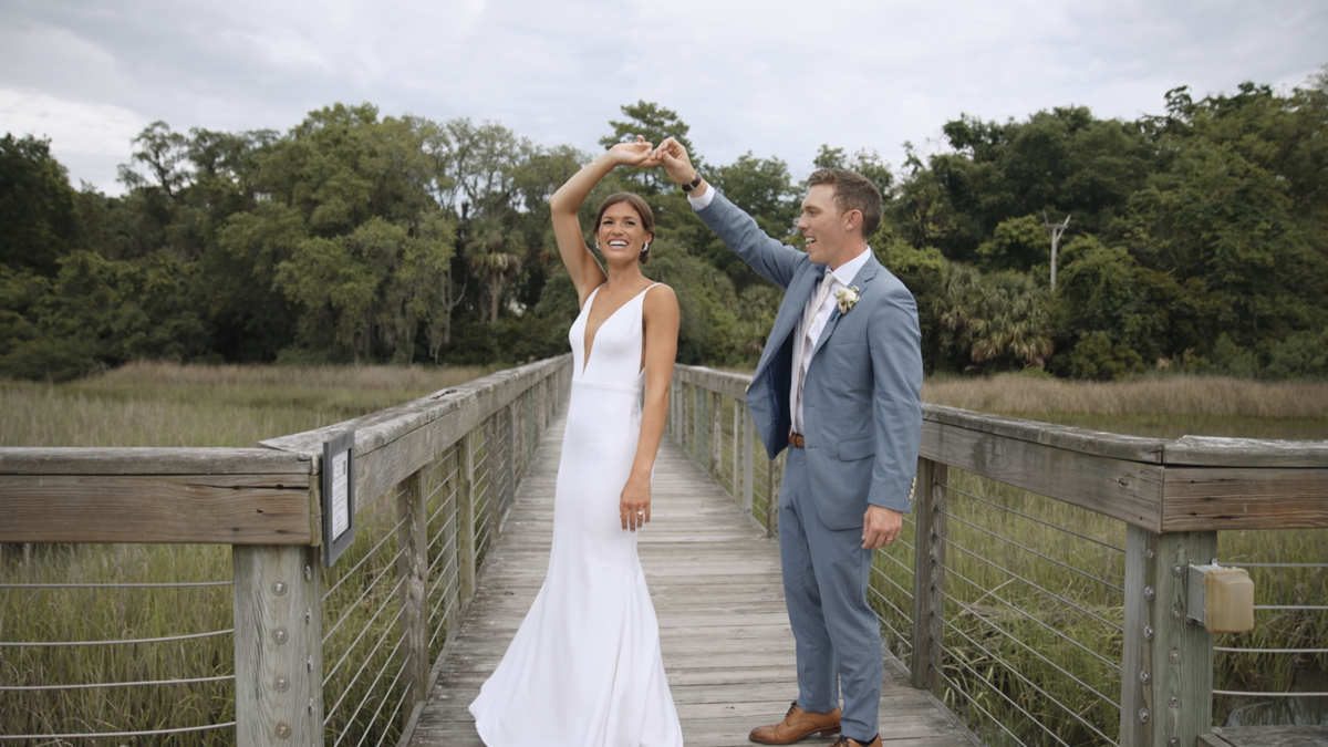 Ellsesser Wedding SNEAK PEEK.00_00_35_11.Still010
