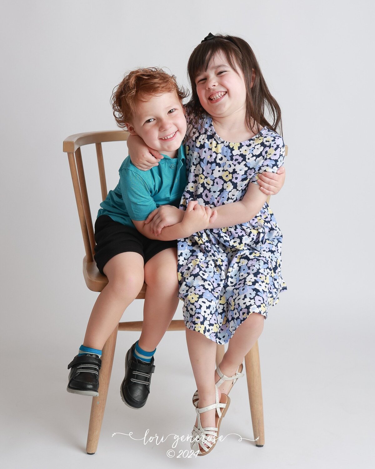 lehigh-valley-photographer-lori-generose-lg-photography-birthday-milestone-brother-sister-center-valley-pa