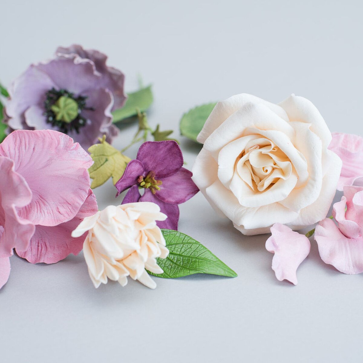 purple flowers for wedding cakes by sugar flowers by kelsie cakes
