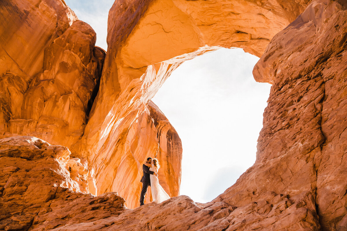 jessica-will-moab-adventure-elopement-arches-national-park-canyonlands-national-park-by-sydney-and-ryan-12