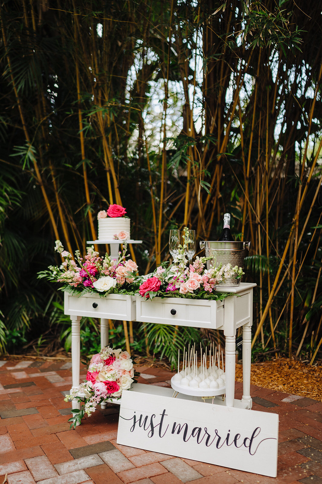 mcneile-photo-sunken-gardens-elope-in-florida-chantilly-chic-celebrations-6