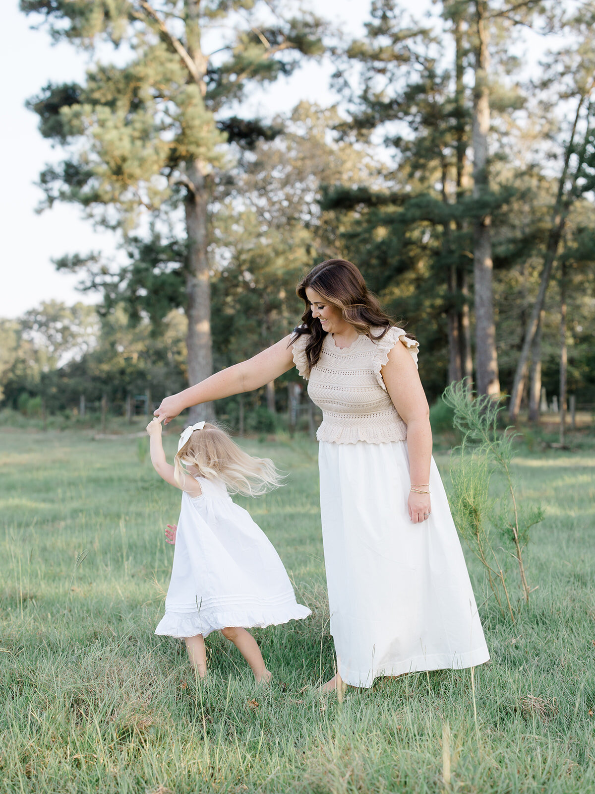shea-gibson-mississippi-marriage-motherhood-photographer-roberts-baby-announcement-27