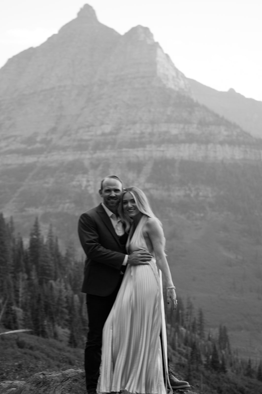 vintage-hollywood-glacier-national-park-elopement-presley-gray-photo1241