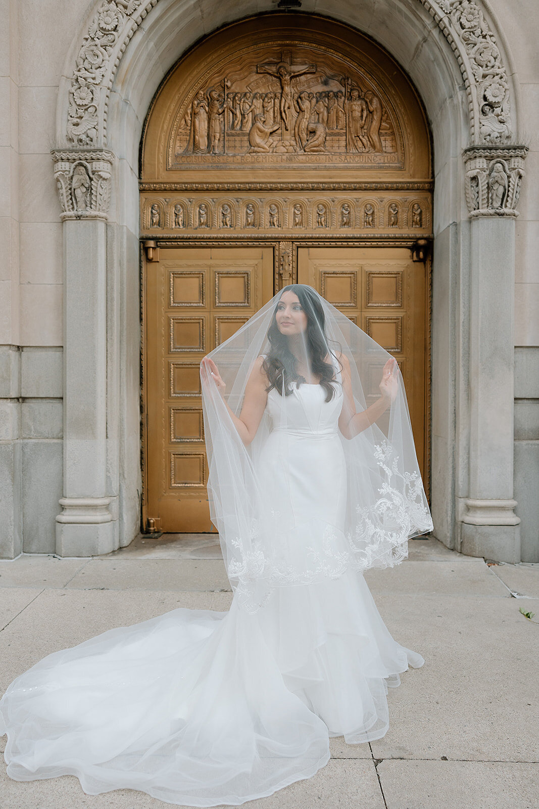 detroit-wedding-photographer-booktower-mcnamarawedding-brittanybradleystudio-491_websize