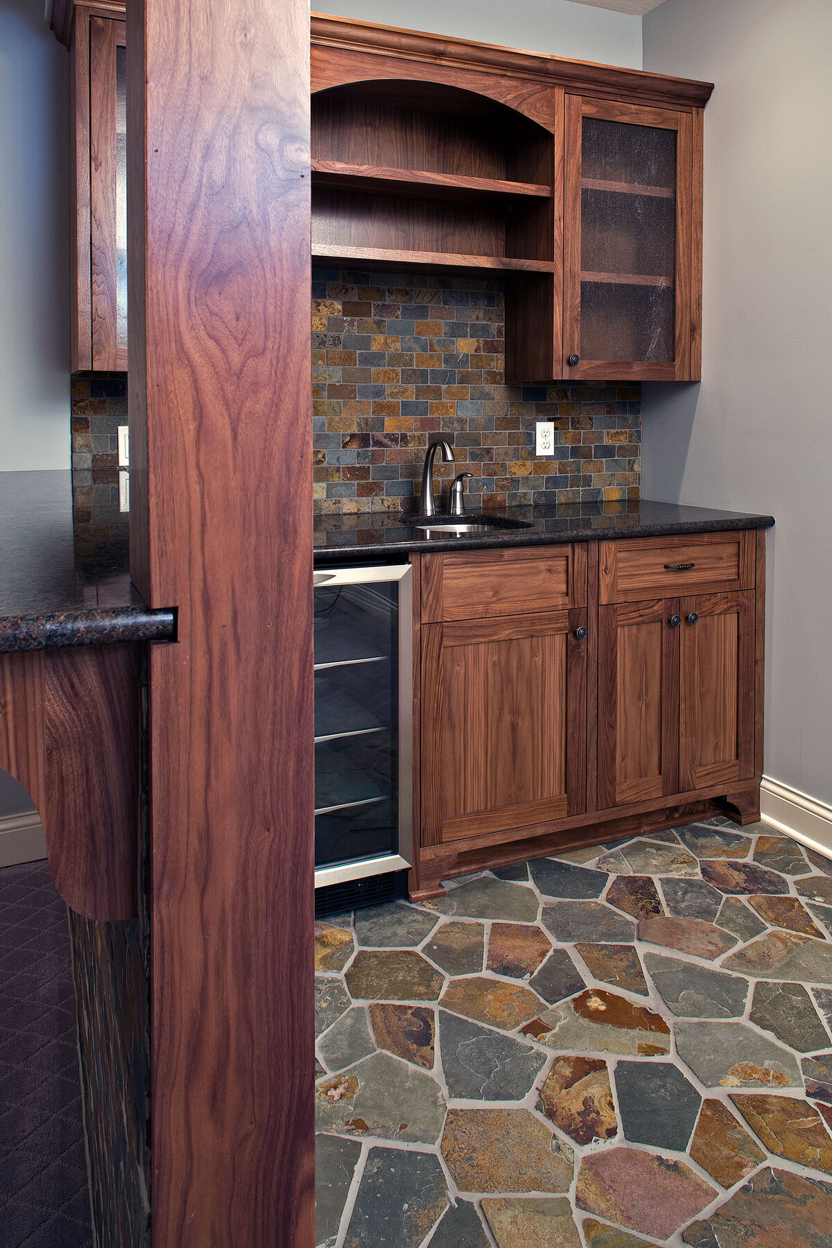 Wet bar