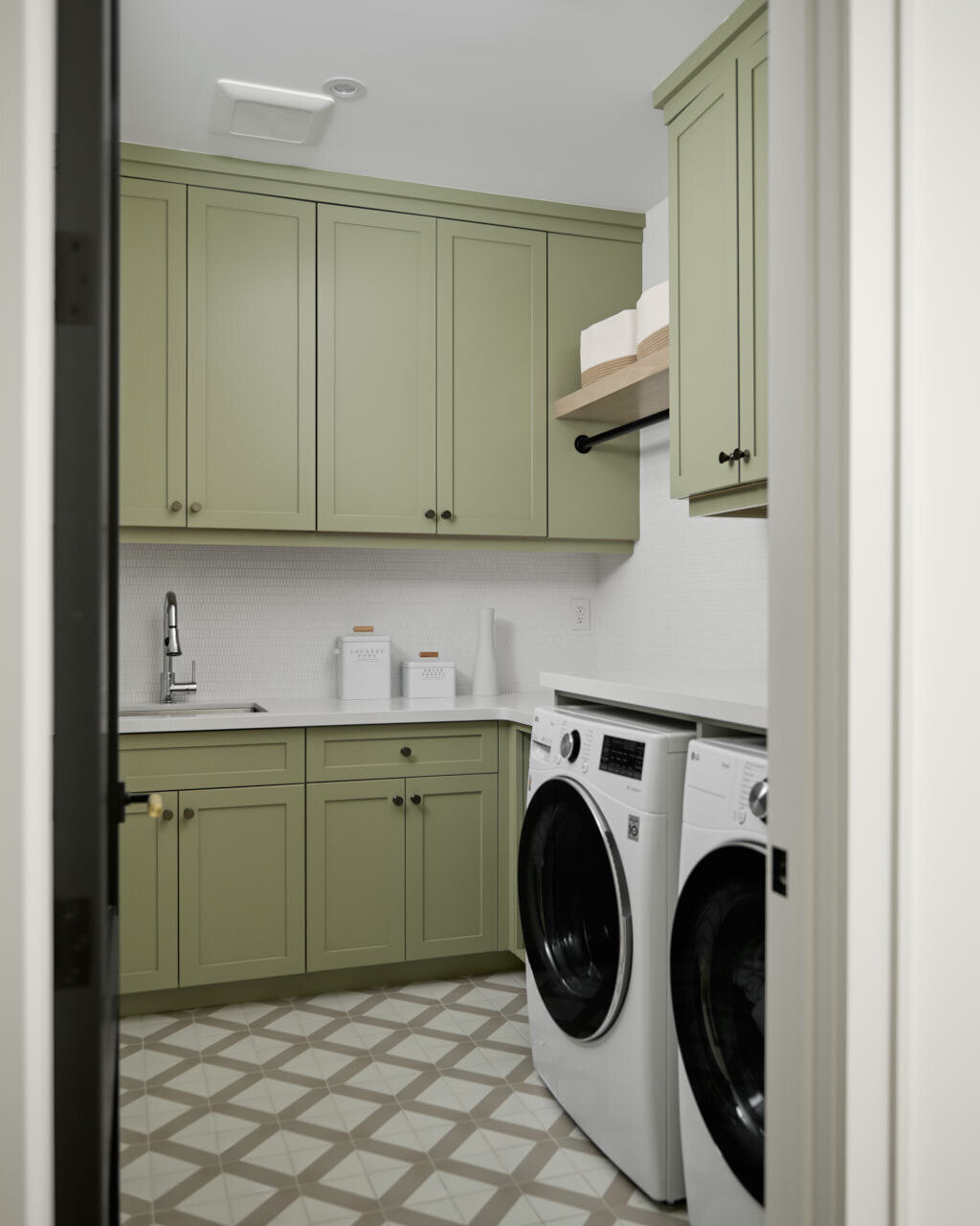 2024-11-02-Barzotti Oakville-Brandon-Marsh-Photography-WEB-0039