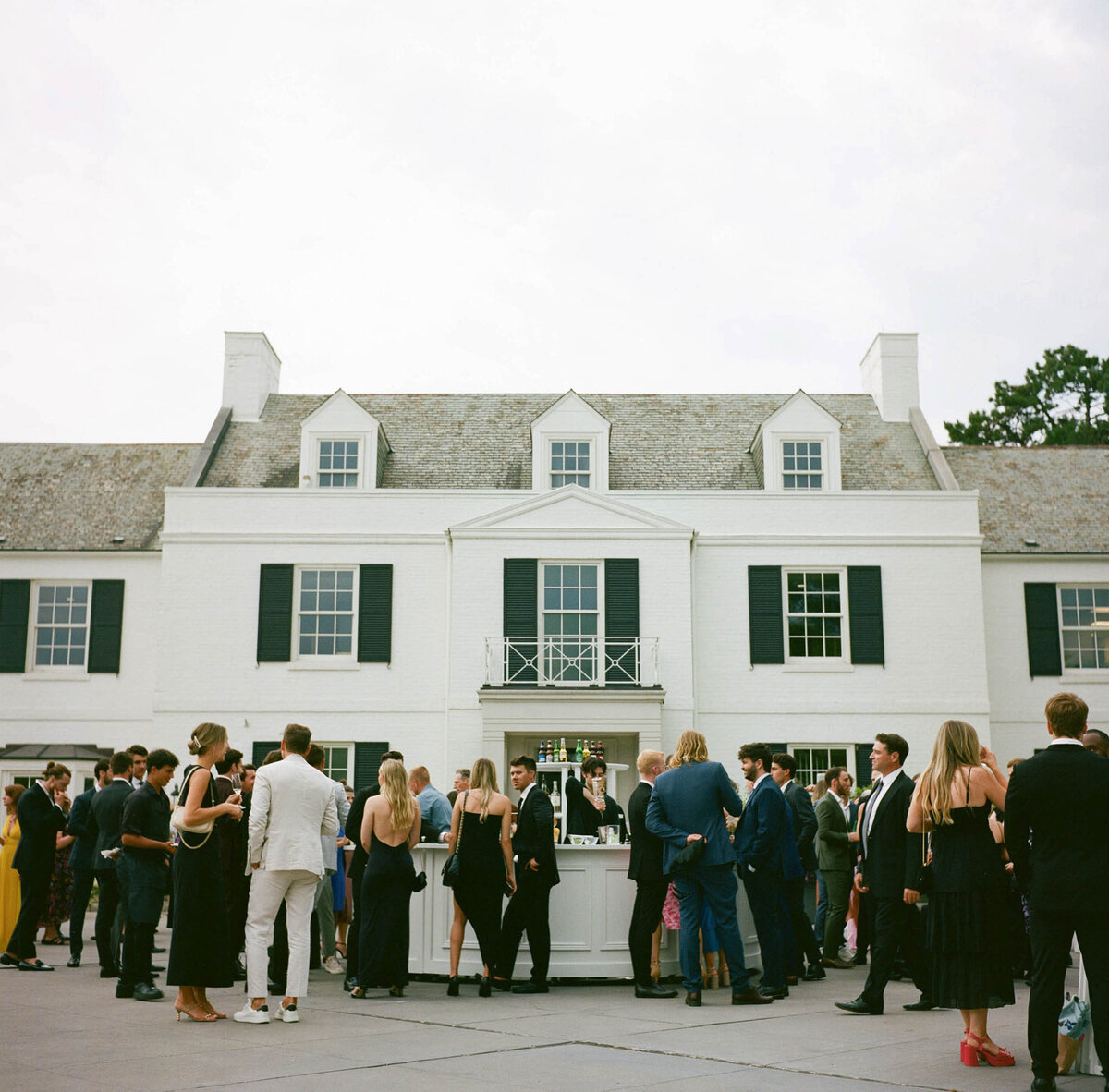 515-Harding-Waterfront-Estate-Toronto-Canada-Claire-Lawson-Crouse-Wedding-42