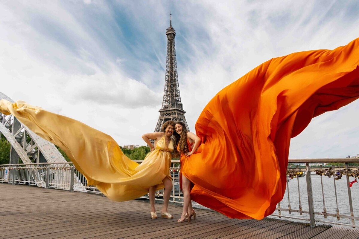 family-photoshoot-in-paris-with-flying-dresses-12