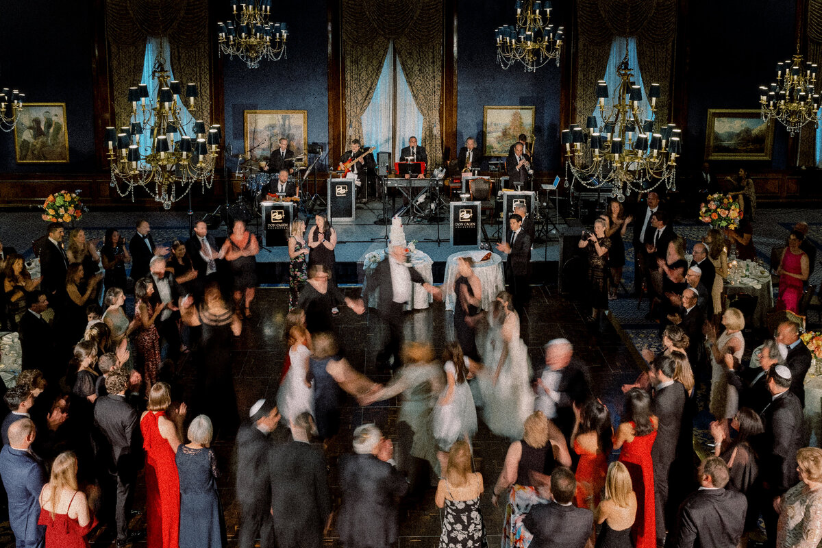 jewish lgbt wedding at union league club chicago-17
