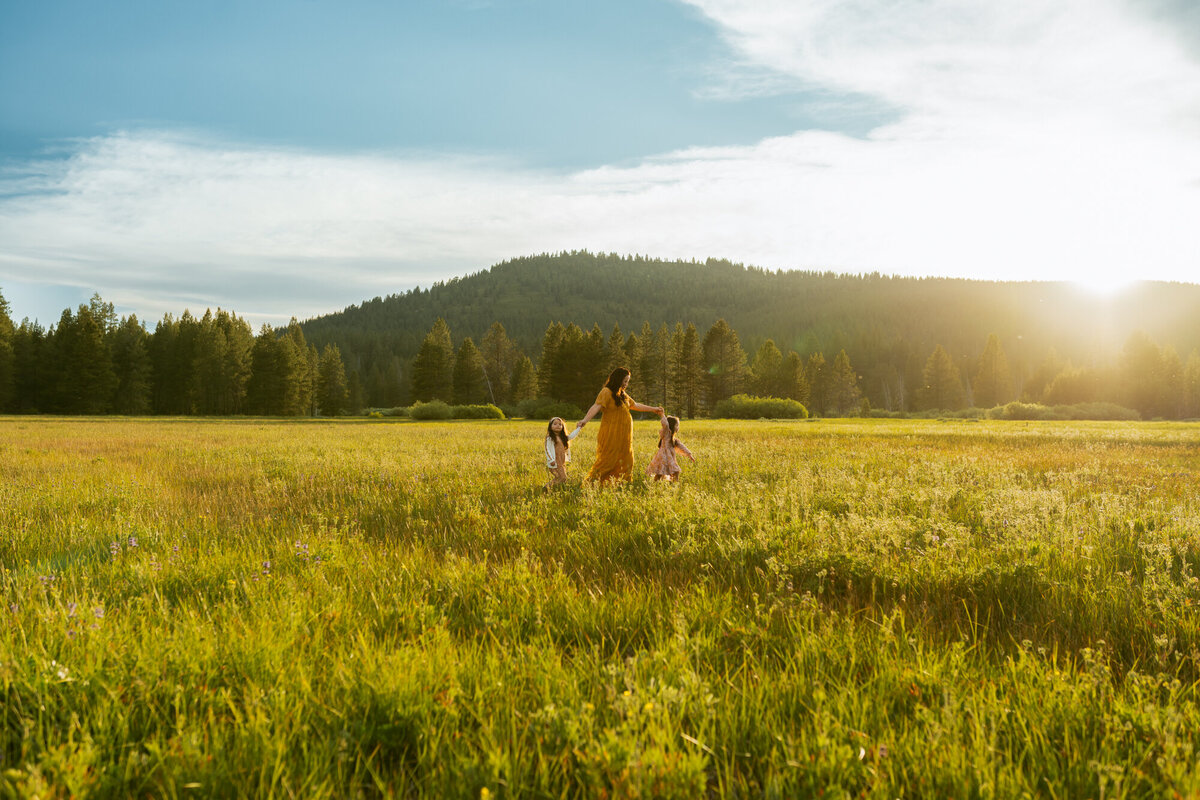 Lake Tahoe-Maternity-Photographer-37