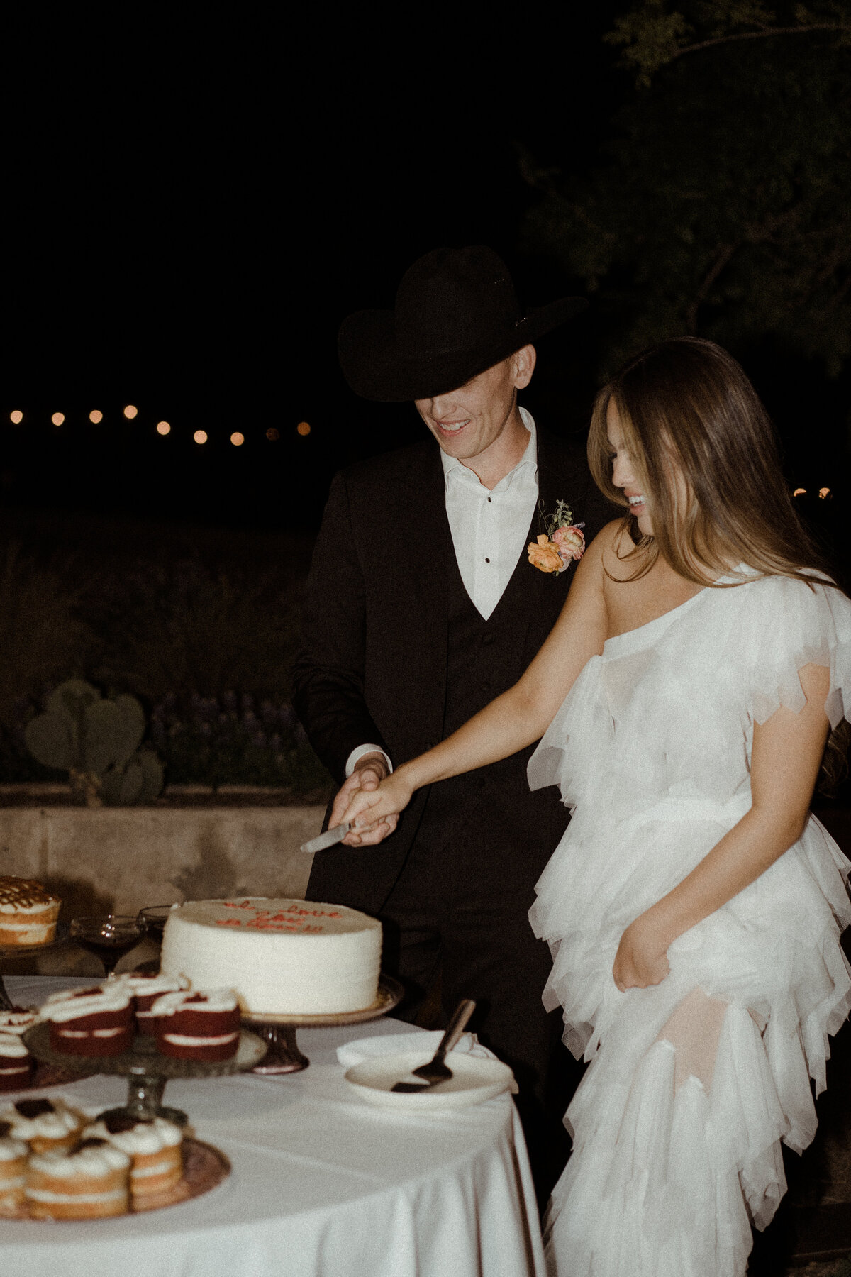 C&R_WED-863