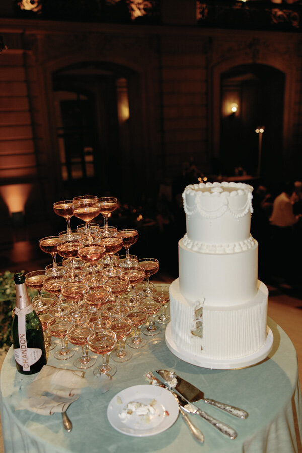 Lauren+Alex_sf_city_hall_111