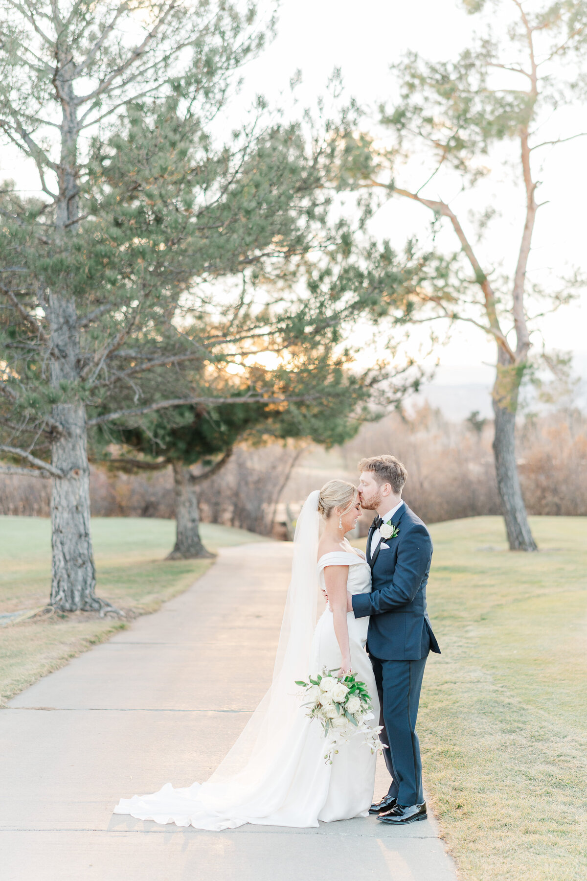 Wellshire Denver Colorado Classic Winter Wedding Elena Spraguer Photography 0107