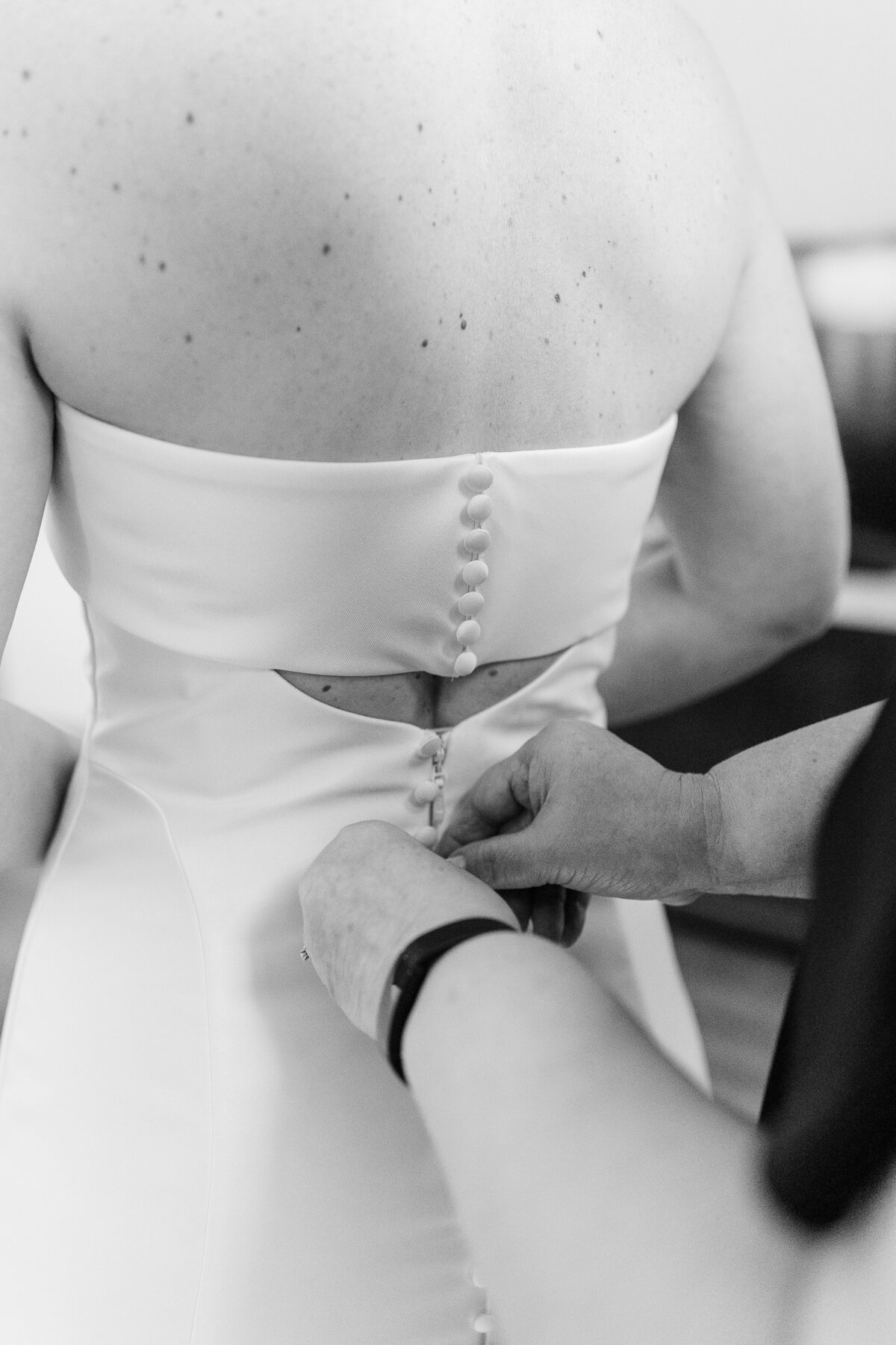Jeff & Kelly wedding sneak peeks. Bella Faith Photography 07