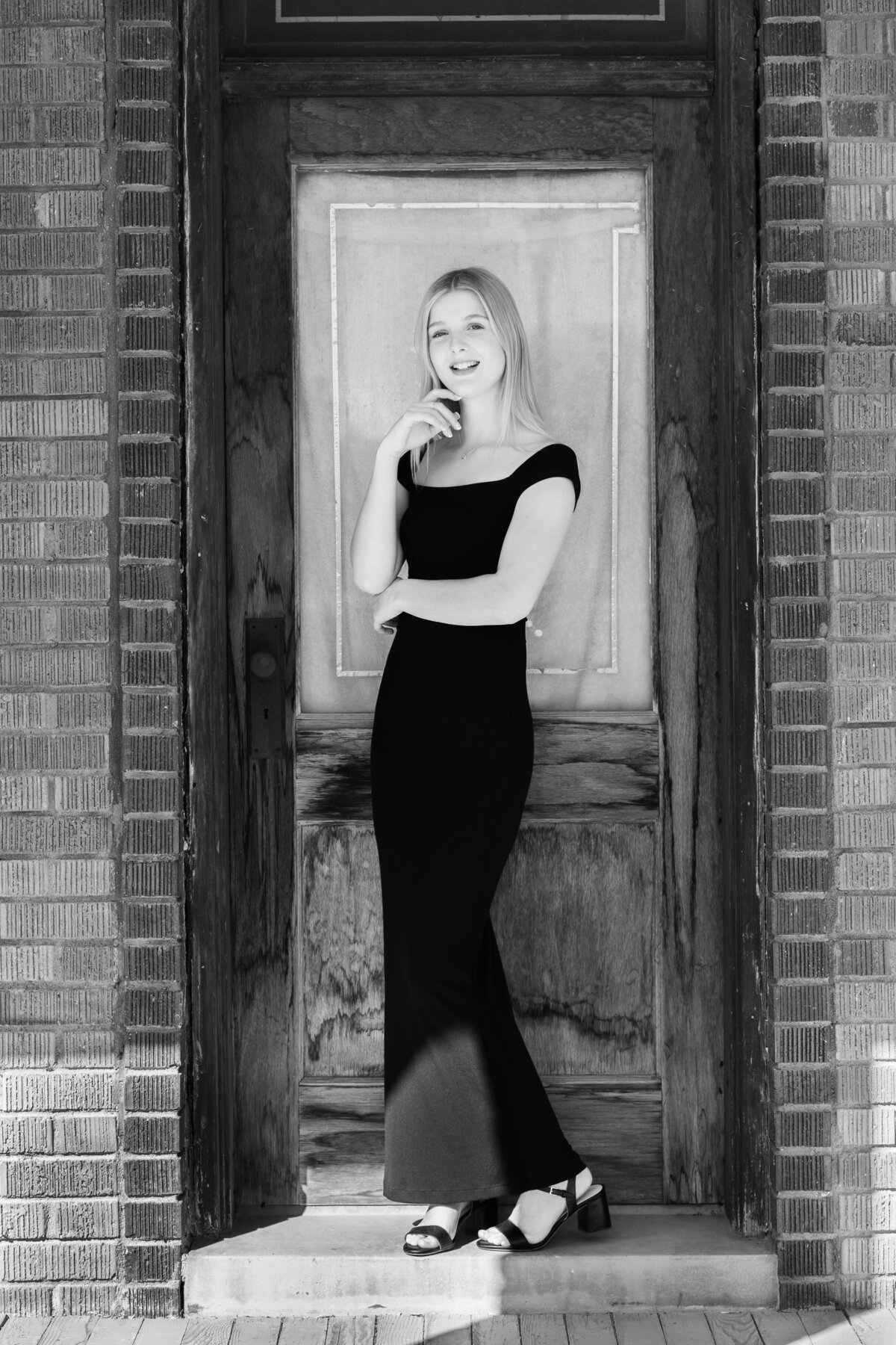 spearfishseniorphotographer-wanderingwildemedia-southdakotaseniorphotographer-larson-50