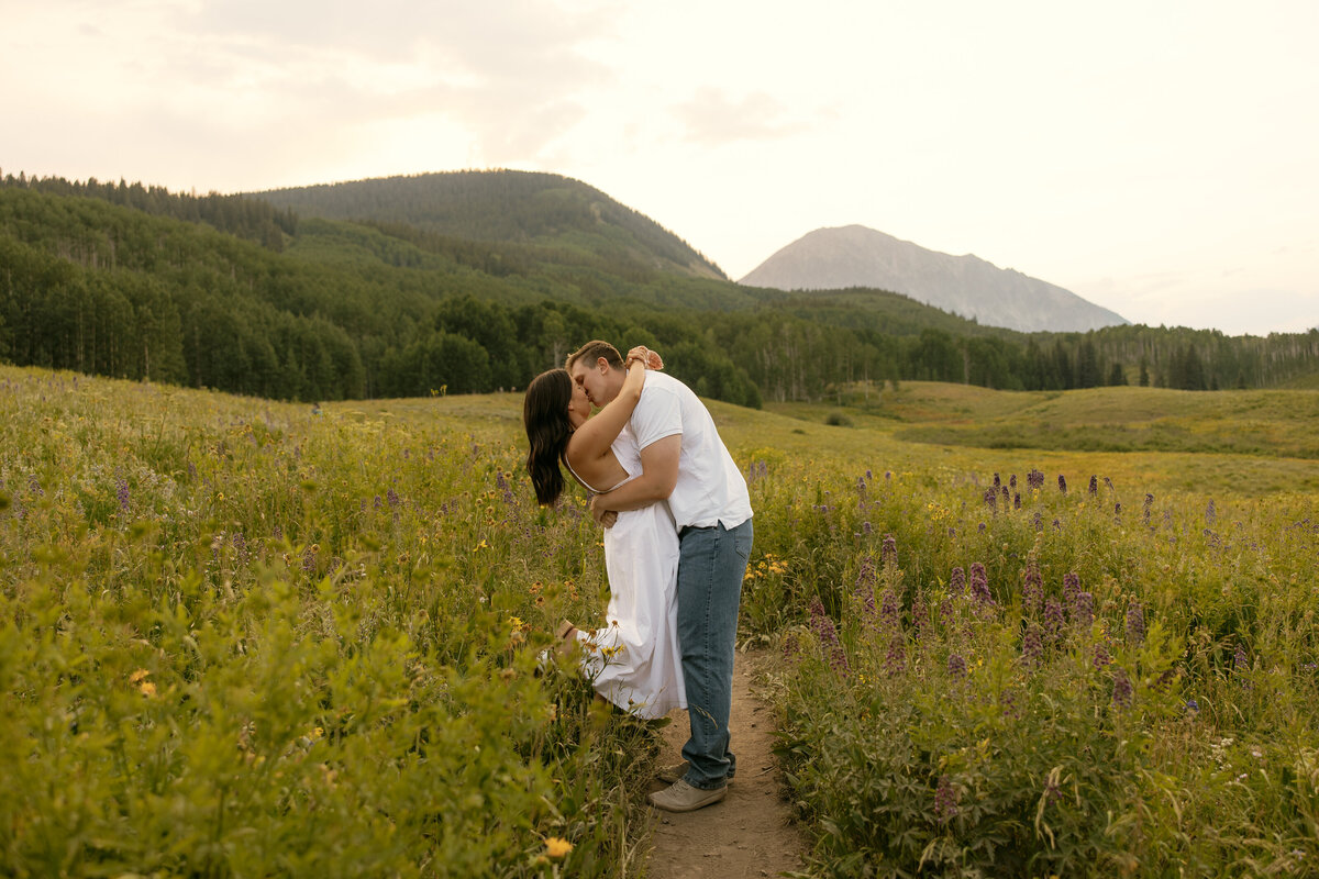 Abigail Anne Photography Colorado and Chicago Wedding and Couples Photographer — Portfolio Featured Story — Emily and Kayne's Engagement 56