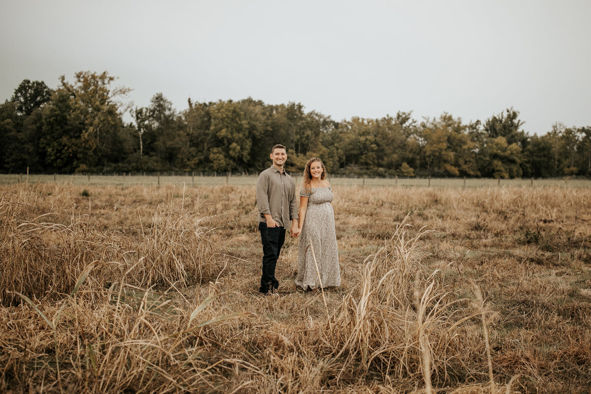 maternity-photoshoot-ohio-tallgrass-23