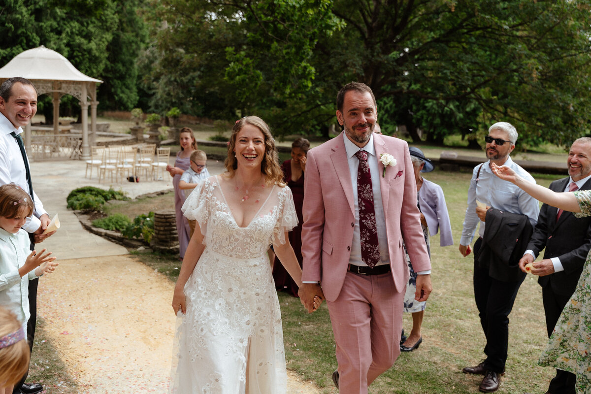 GraceDovePhotography_Michelle&Ben_Ceremony&Confetti-174