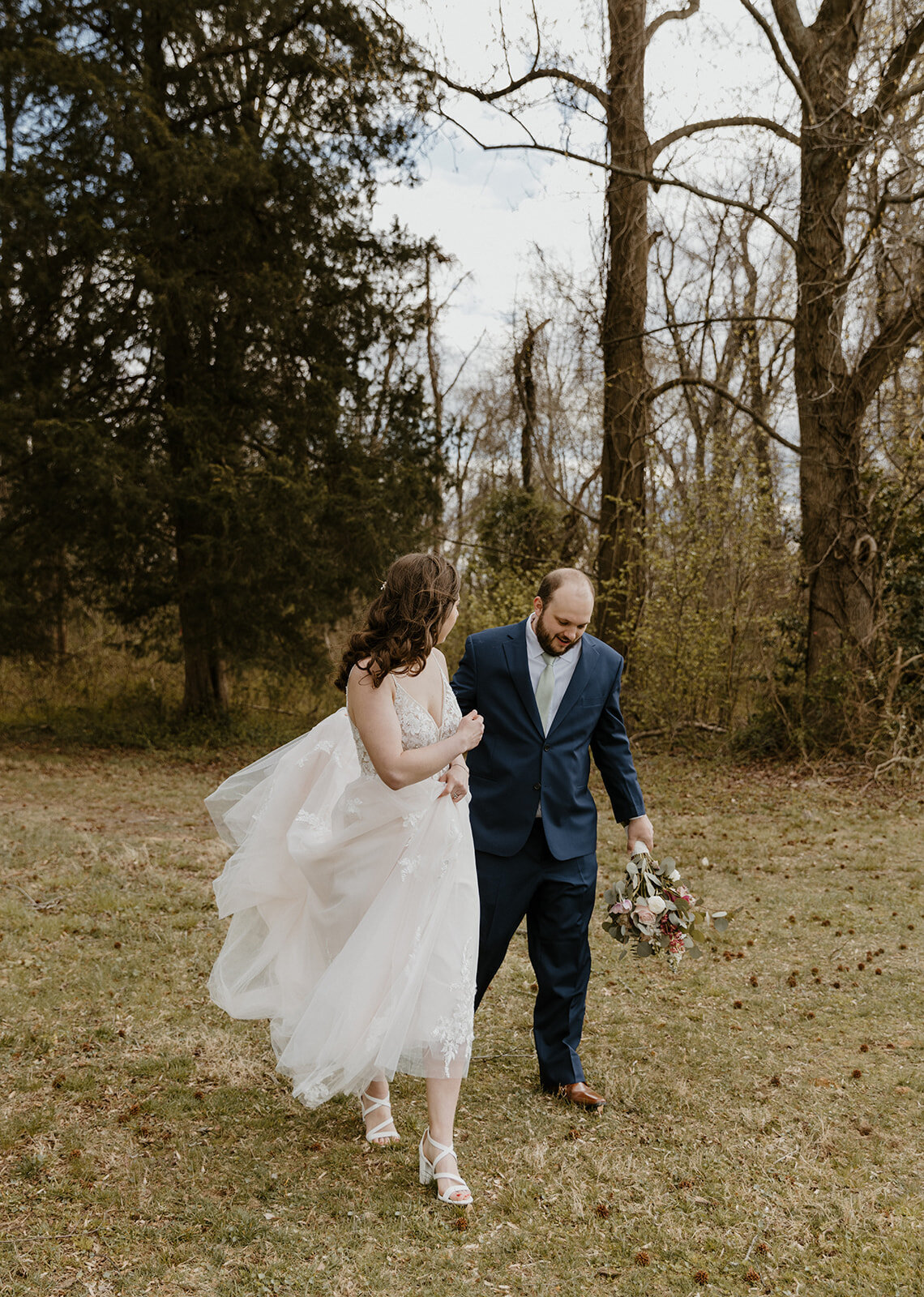 Karis_Marie_Photography_Peter+Emilie_Wedding_The_Ospreys_at_Belmont_Bay_Woodbridge_VA_Bride+Groom_Portraits-27