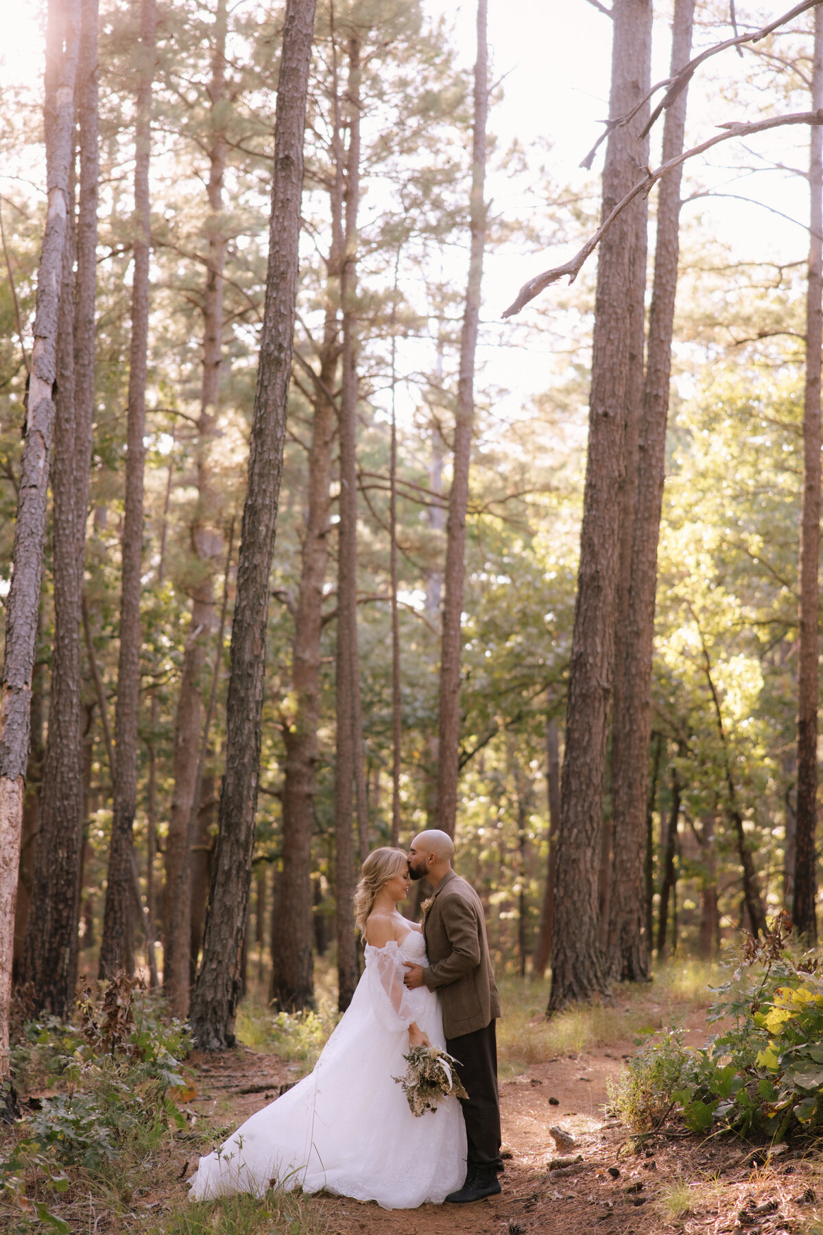 The Deep in the Heart Retreat | Amanda + Alfredo | Adventure Elopement at Tyler State Park | Alison Faith Photography-6309