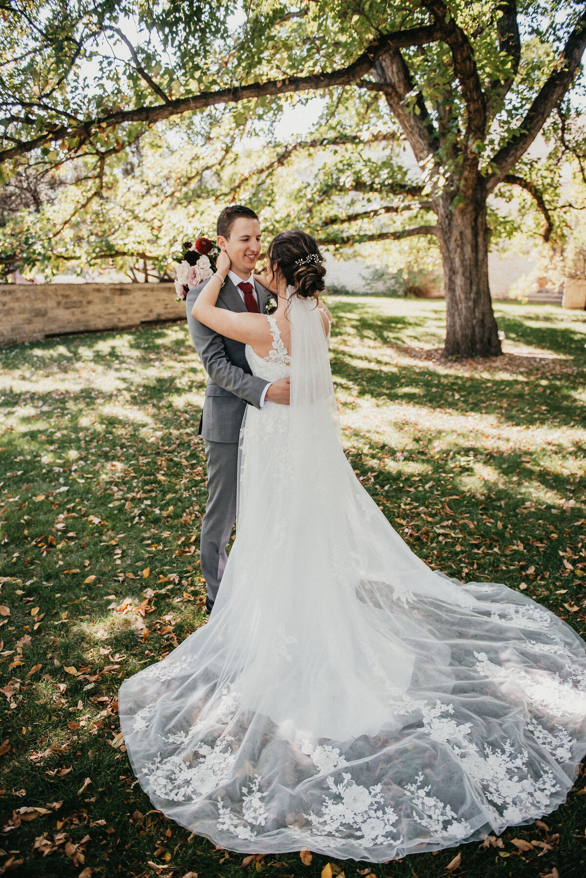 Bride & groom fall wedding