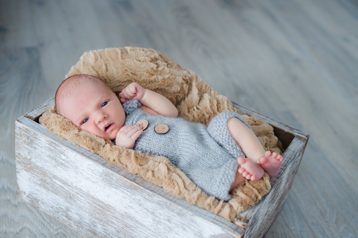 august-newborn-tristate-new-jersey-family-newborn-maternity-photographer_0423