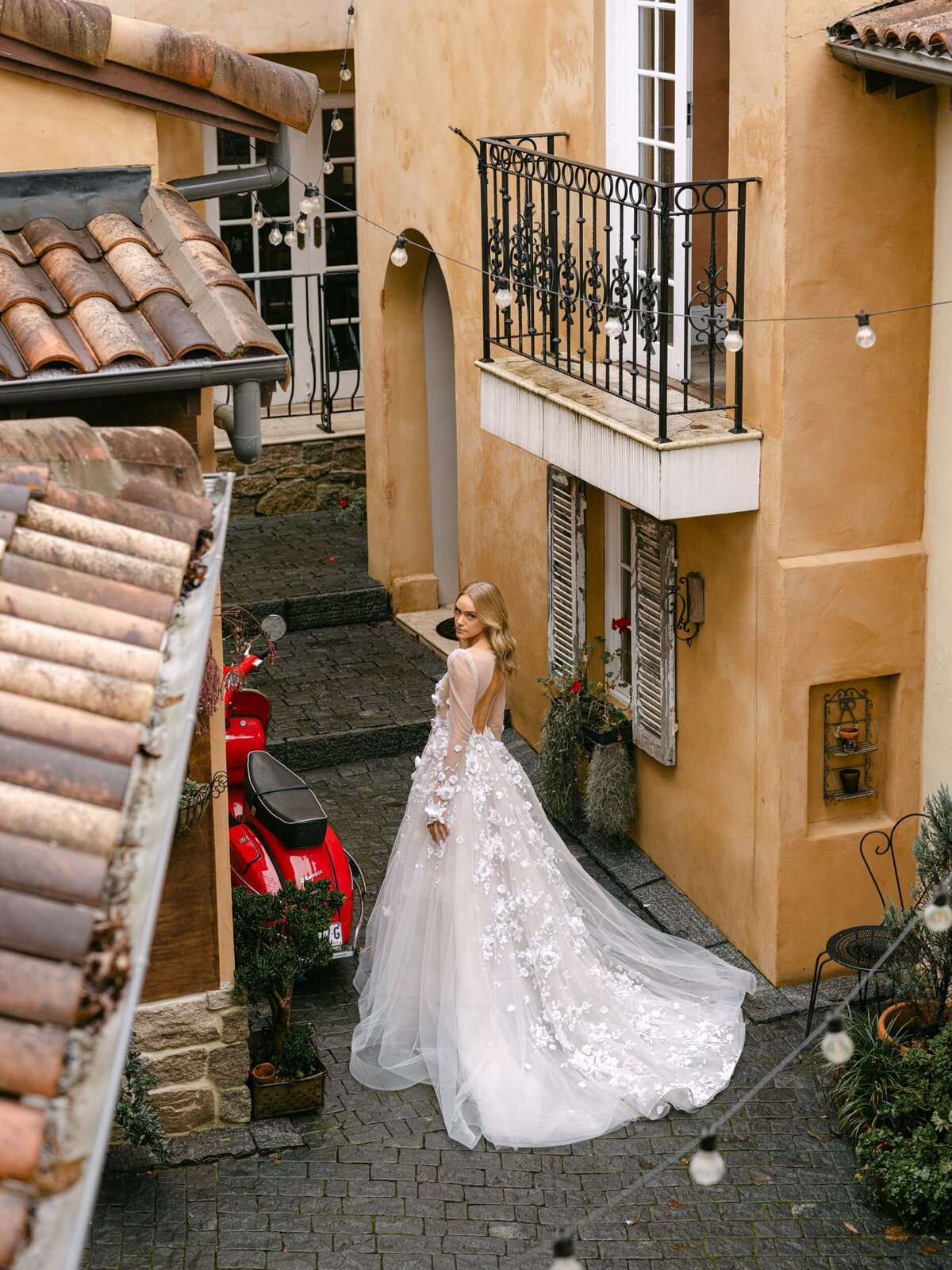 Berta Couture wedding dress - Serenity Photography 3