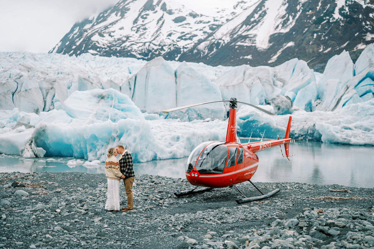 Girdwood-Alaska-Helicopter-Elopement-Glacier-1081
