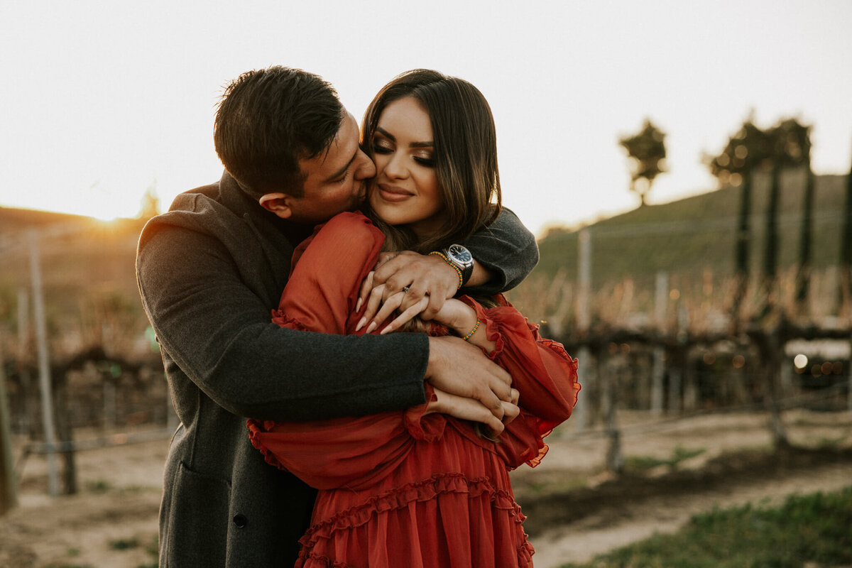 love-story-romantic-engagement-leoness-cellars-winery