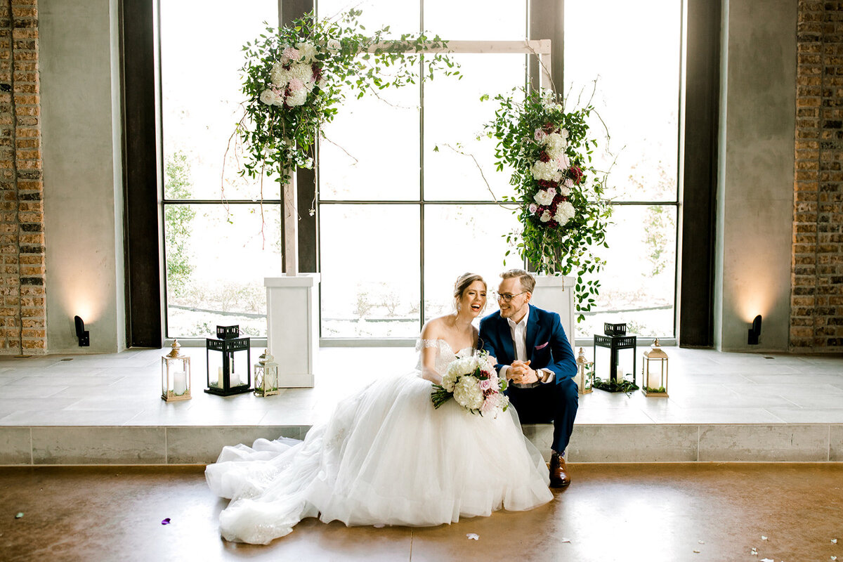 IRON MANOR WEDDING VENUE MONTGOMERY TEXAS - wedding photographers - We the Romantics - Sarah+Michael-110