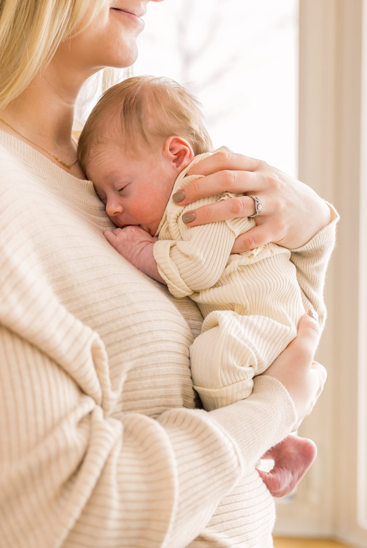 THC_NewbornFam_IHIPhoto-20