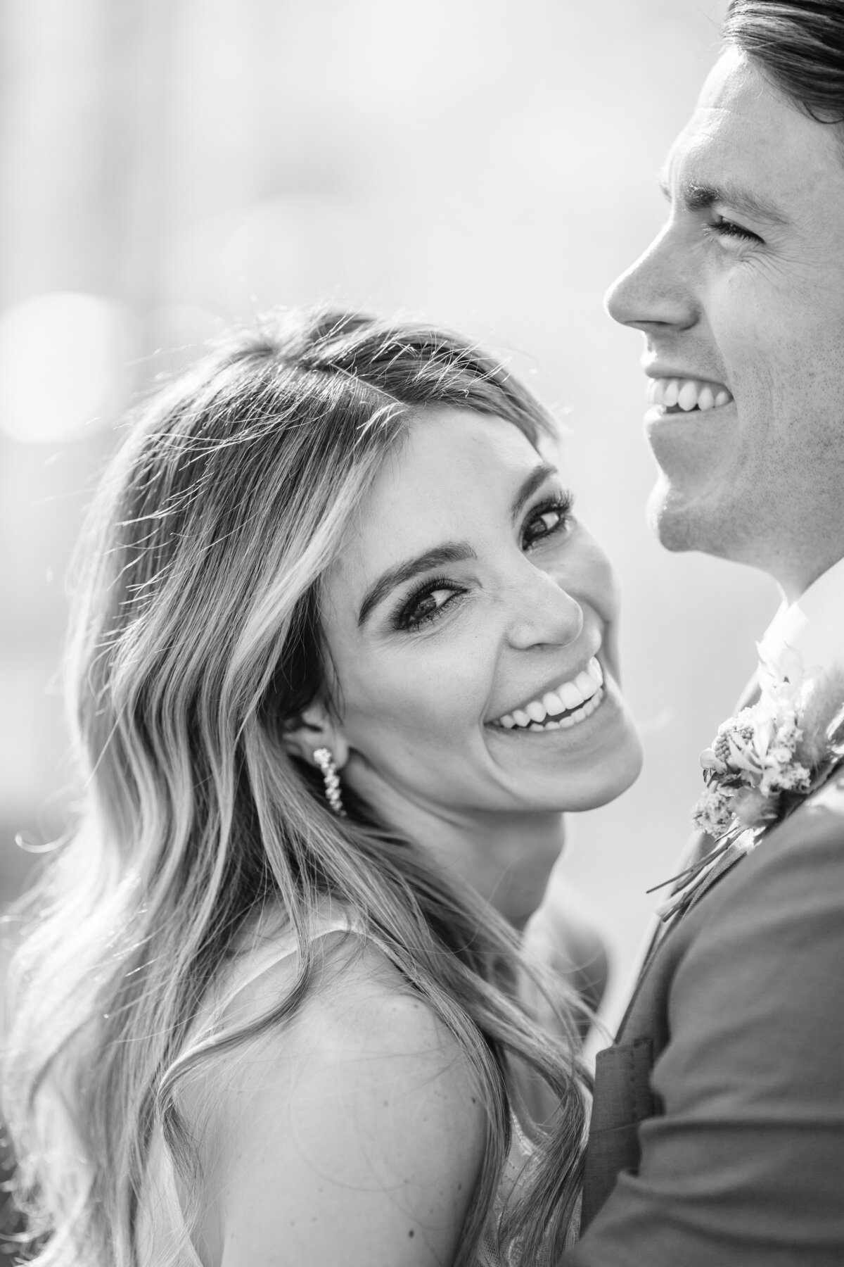 AbieLivesayPhotography-TellurideWeddingPhotographer-SoireeTelluride-OmearaWeddingPreview-28